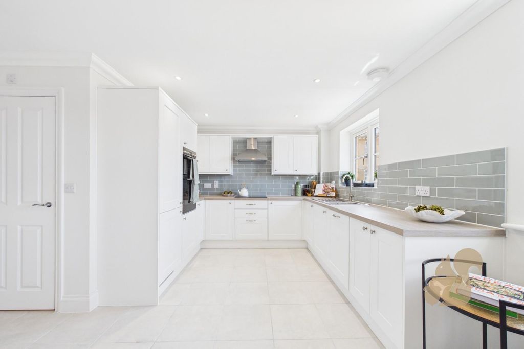 Property photo 2 of 19 Kitchen/Diner