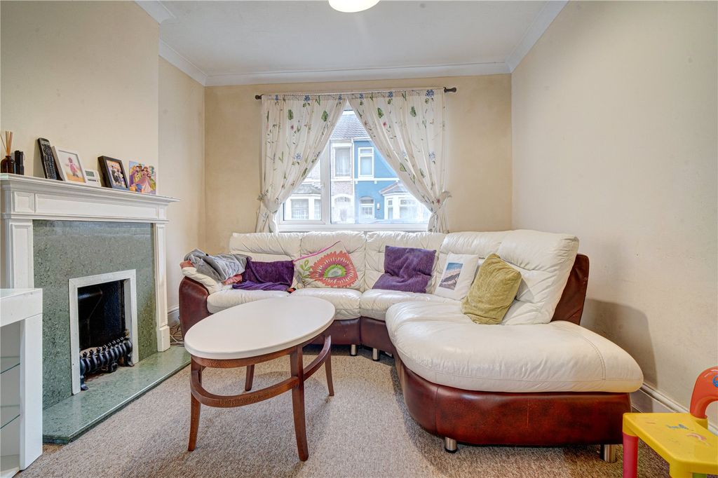 Property photo 2 of 8 Picture No. 02