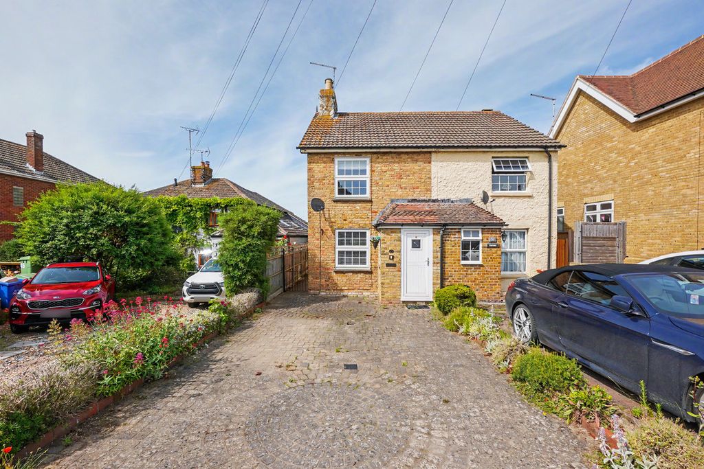 Property photo 2 of 15