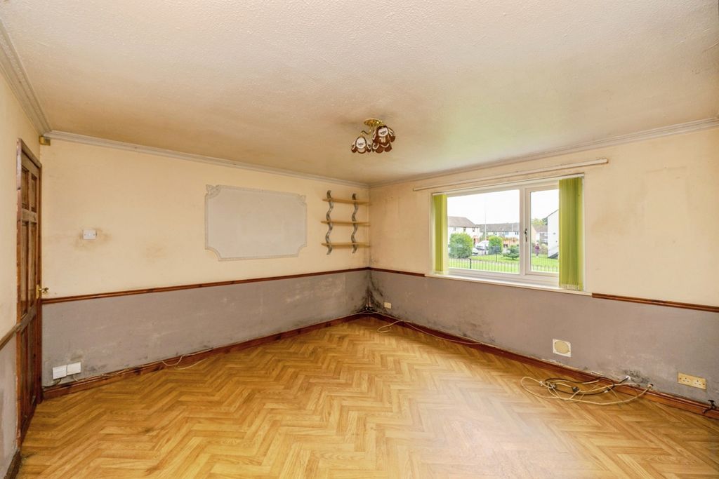 Property photo 3 of 16 Pbox-Img.Jpg