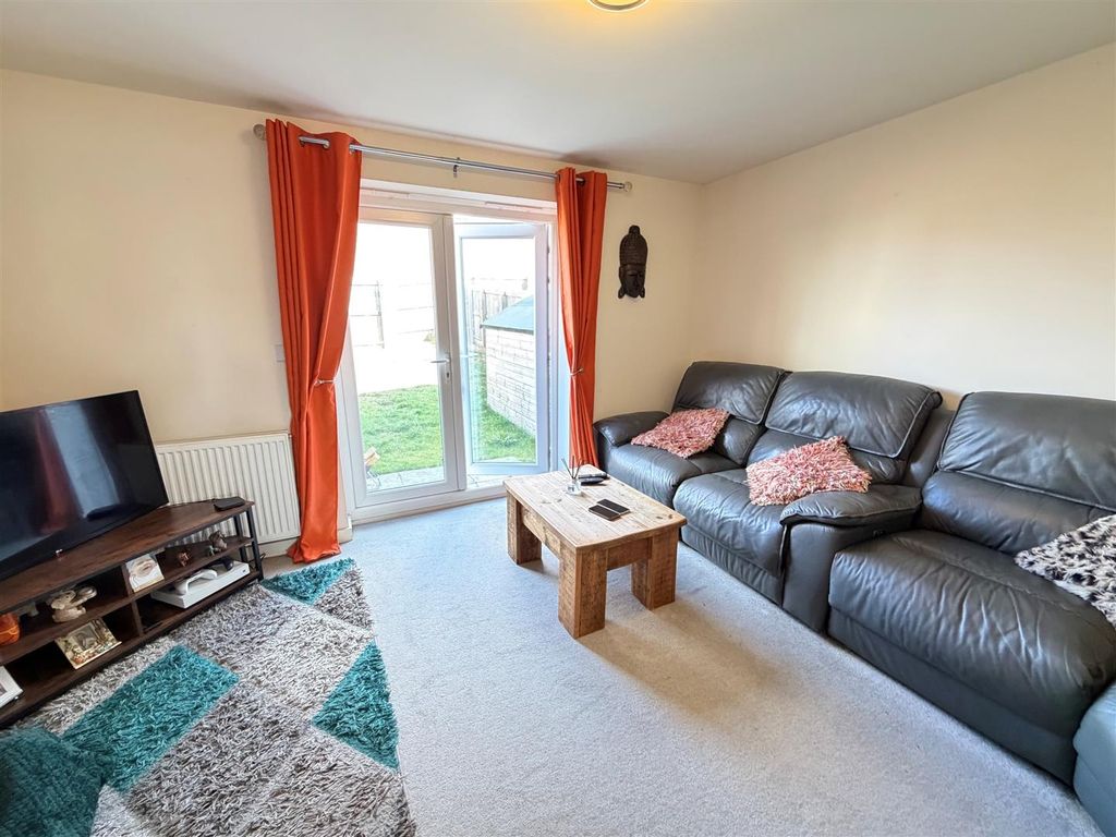 Property photo 3 of 7 4.Jpg