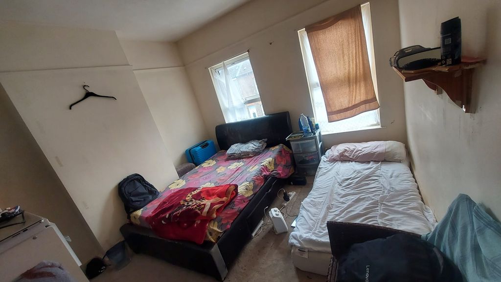 Property photo 3 of 4