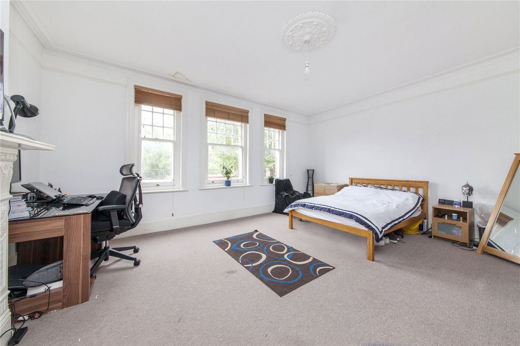 Property photo 3 of 11 Picture No. 05