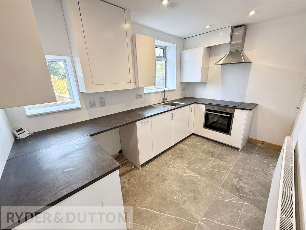 Property photo 1 of 21 Kitchen