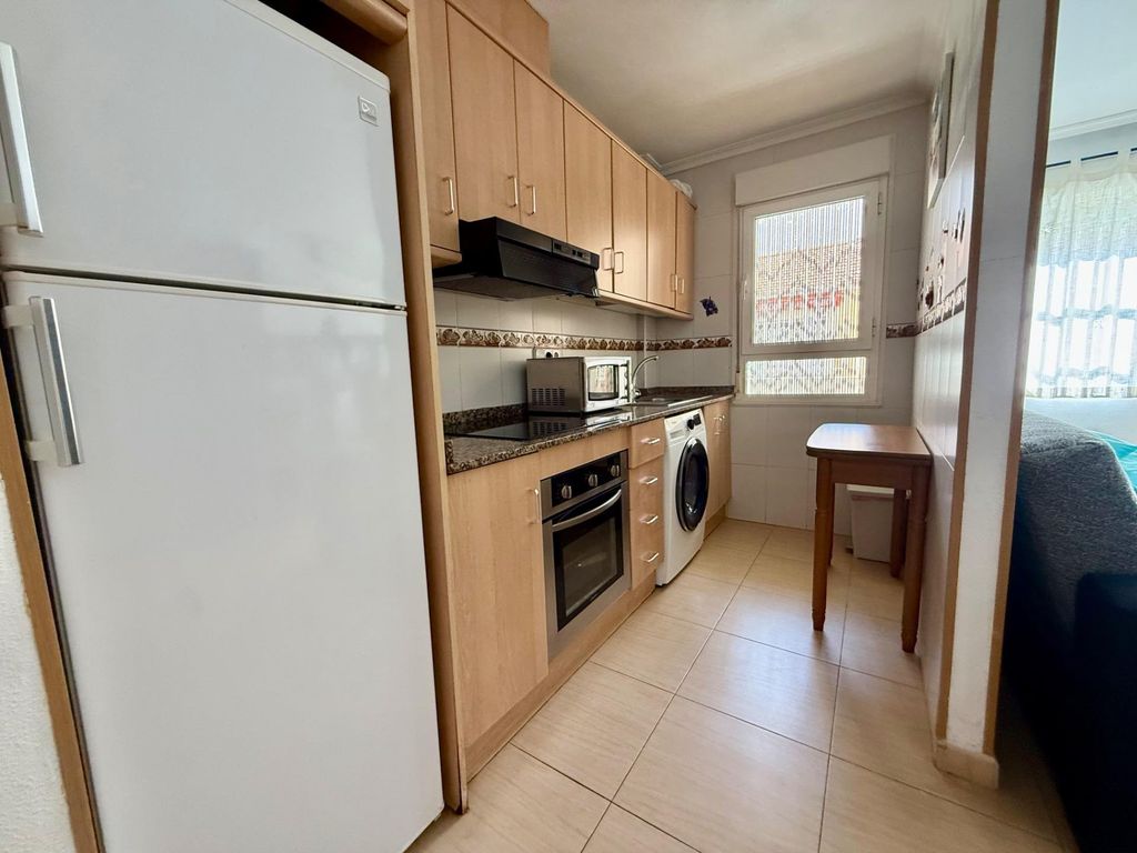 Property photo 3 of 33
