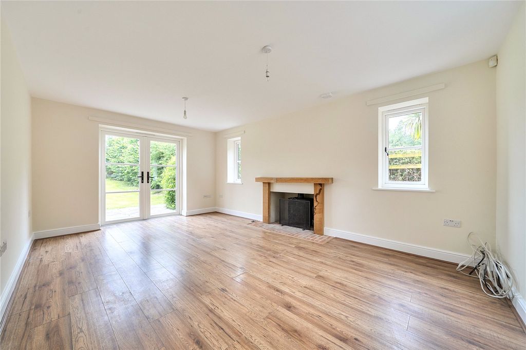 Property photo 3 of 15 Picture No. 22