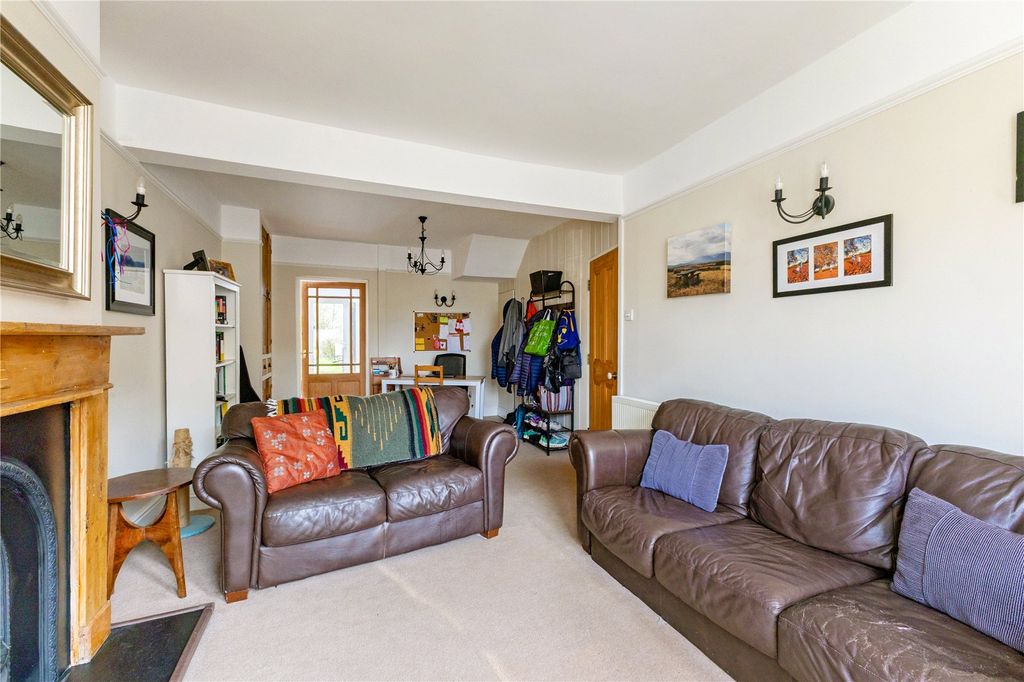 Property photo 3 of 10 Picture No. 09