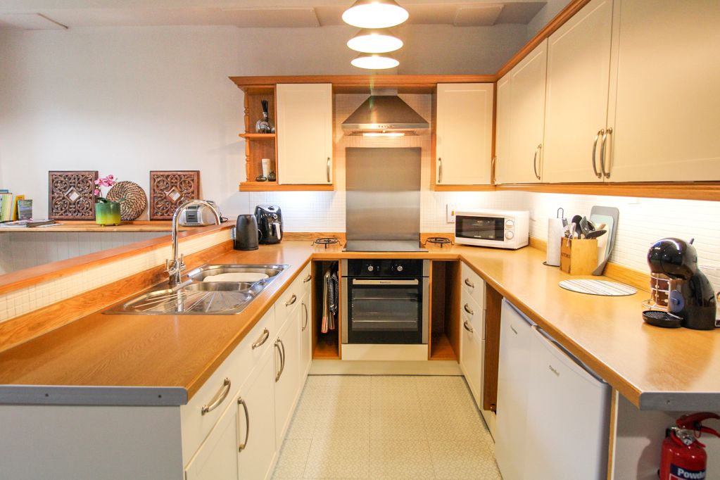 Property photo 2 of 14 Kitchen