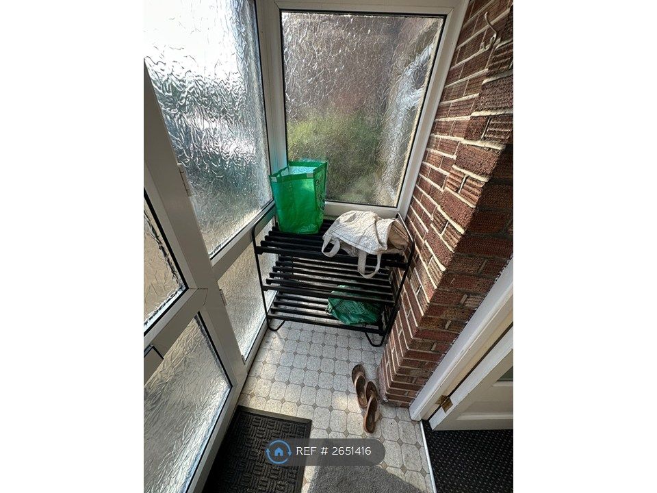 Property photo 2 of 19 Porch