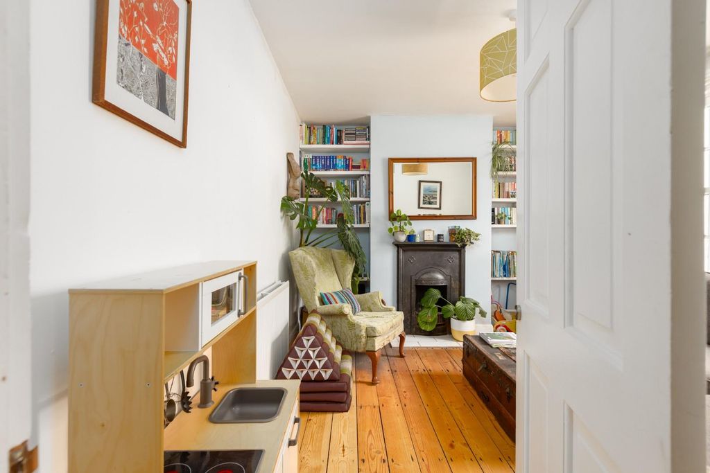 Property photo 1 of 22 35 Southey Street, Bs2-12.Jpg