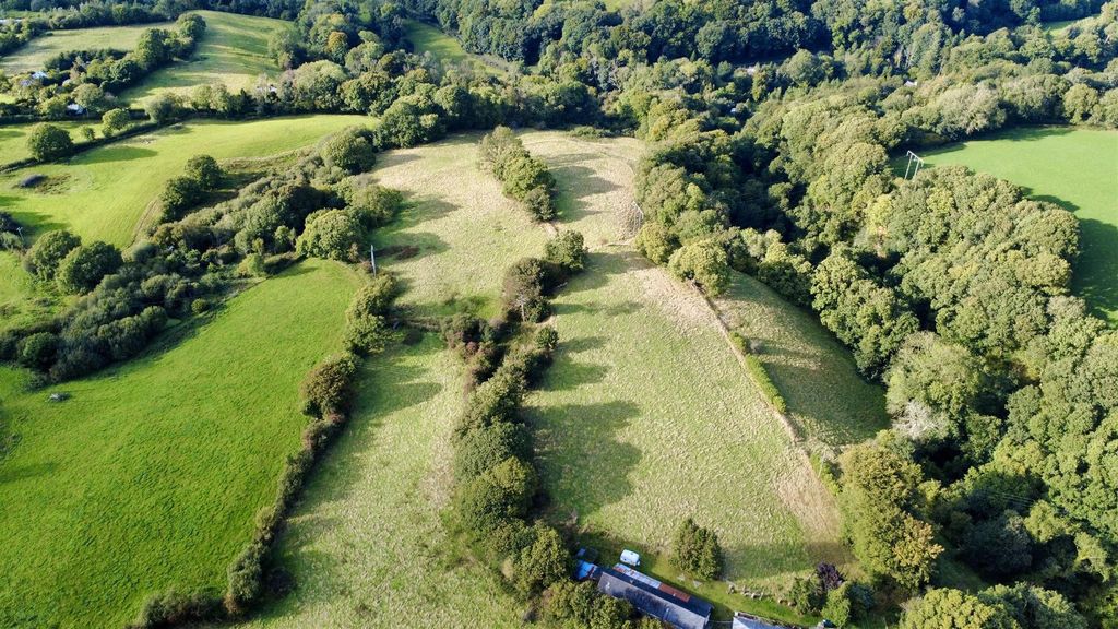 Property photo 1 of 8 Dji_Fly_20250908_171236_670_1758704861924_Photo_Op