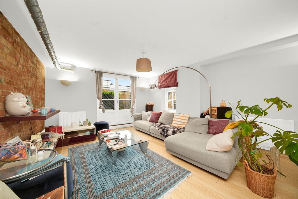 Property photo 1 of 21 Picture No. 01