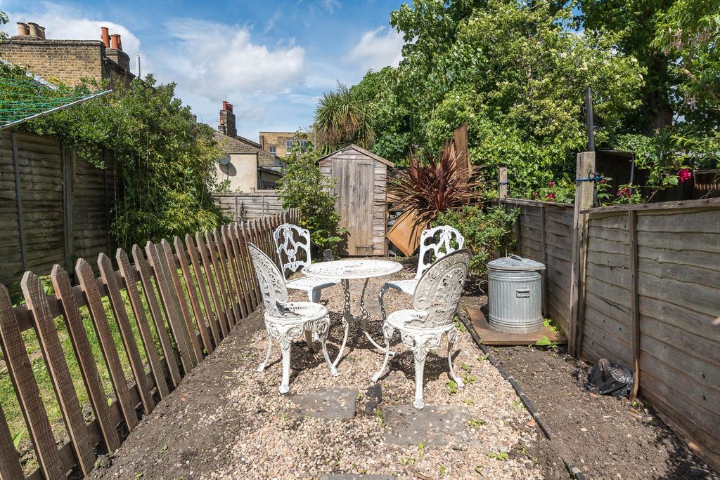 Property photo 3 of 14