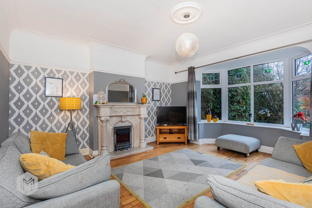 Property photo 2 of 19 Picture No. 03