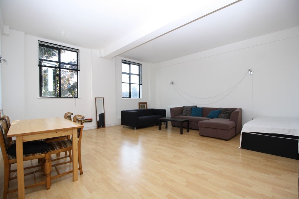 Property photo 2 of 10 Living Area