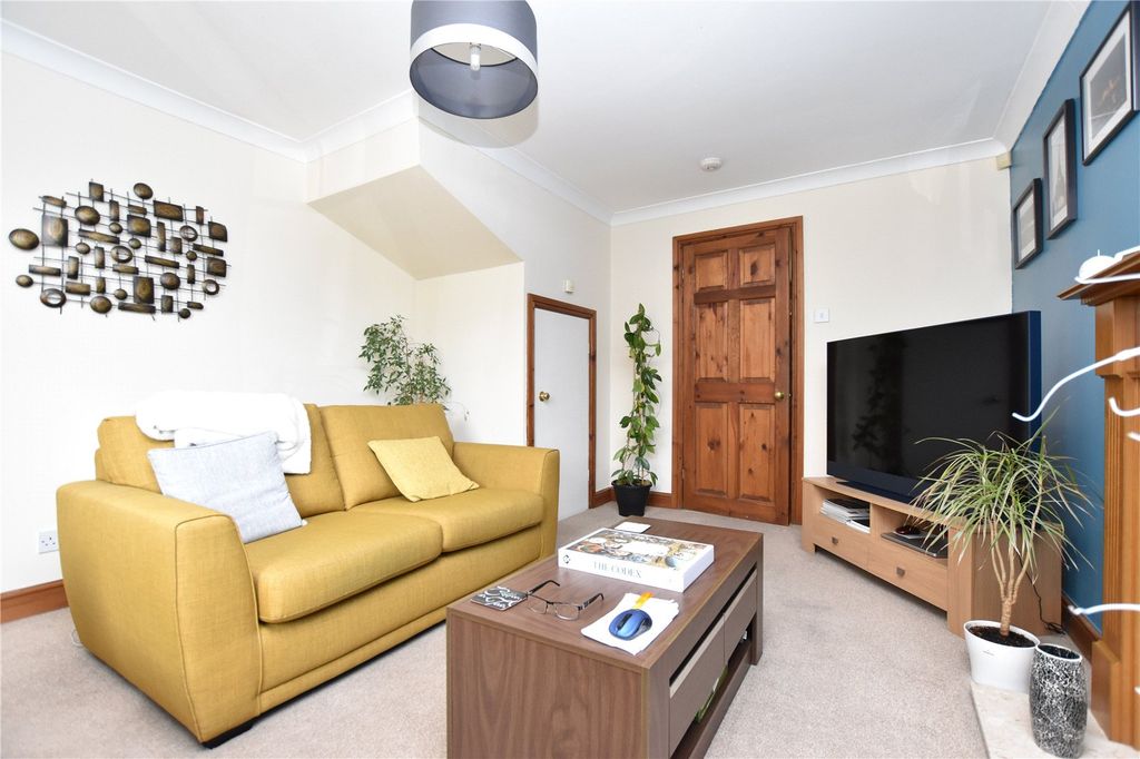 Property photo 3 of 13 Picture No. 20