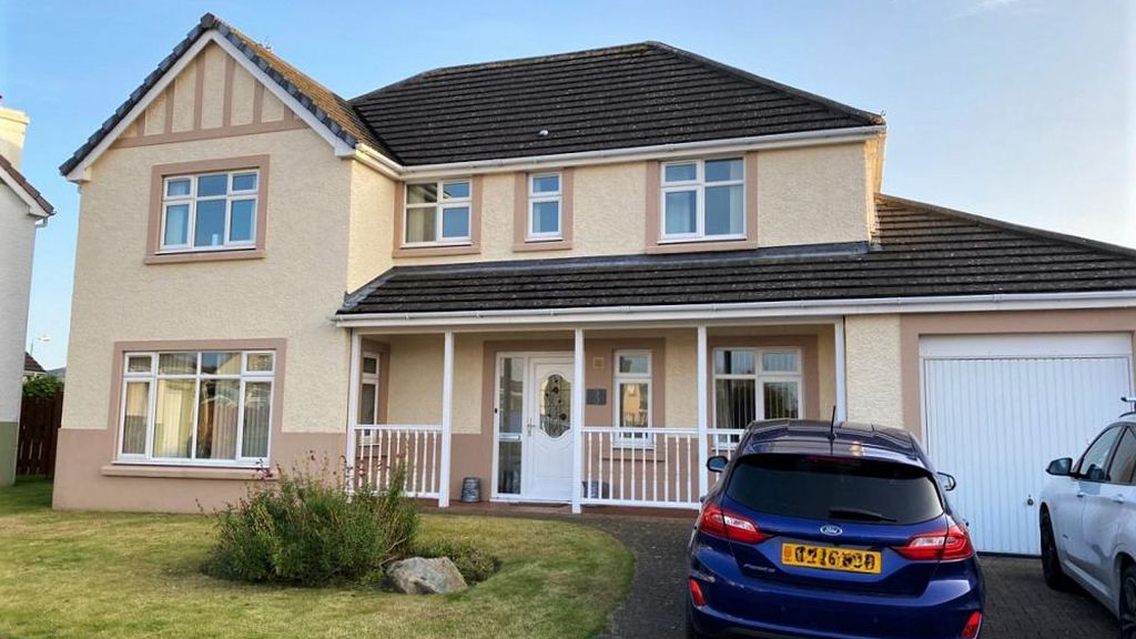 Property photo 1 of 25