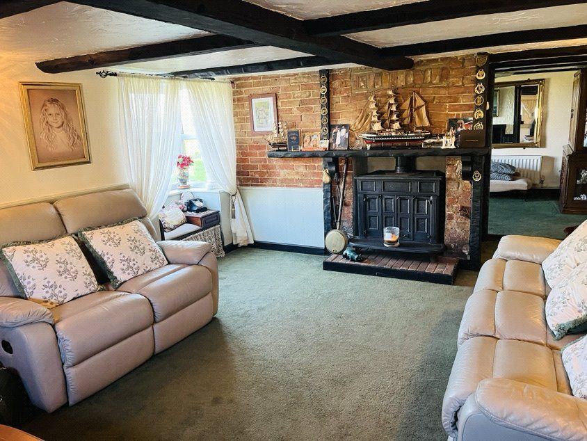 Property photo 3 of 18 Picture No. 24