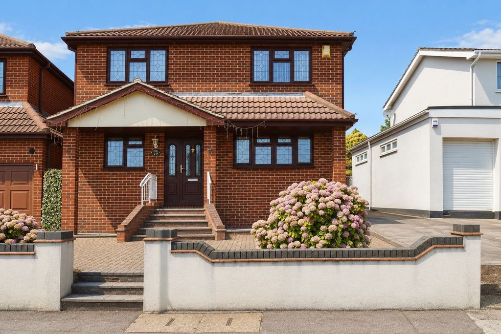 Property photo 1 of 17