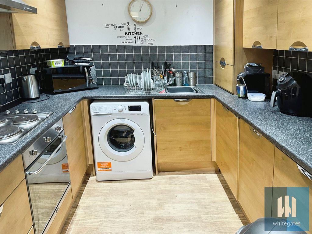 Property photo 2 of 11 Picture No. 19