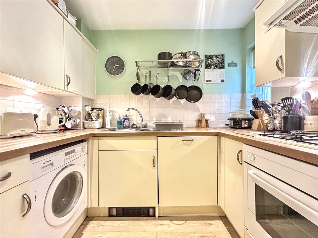 Property photo 3 of 12 Picture No. 22