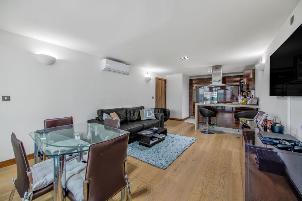 Property photo 1 of 11 Picture No. 12