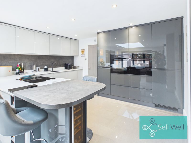 Property photo 3 of 19 Kitchen/Diner