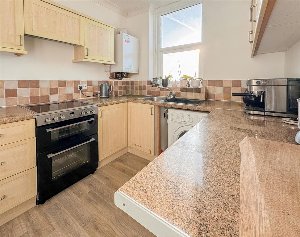 Property photo 2 of 12 11-Img_2790.Jpg