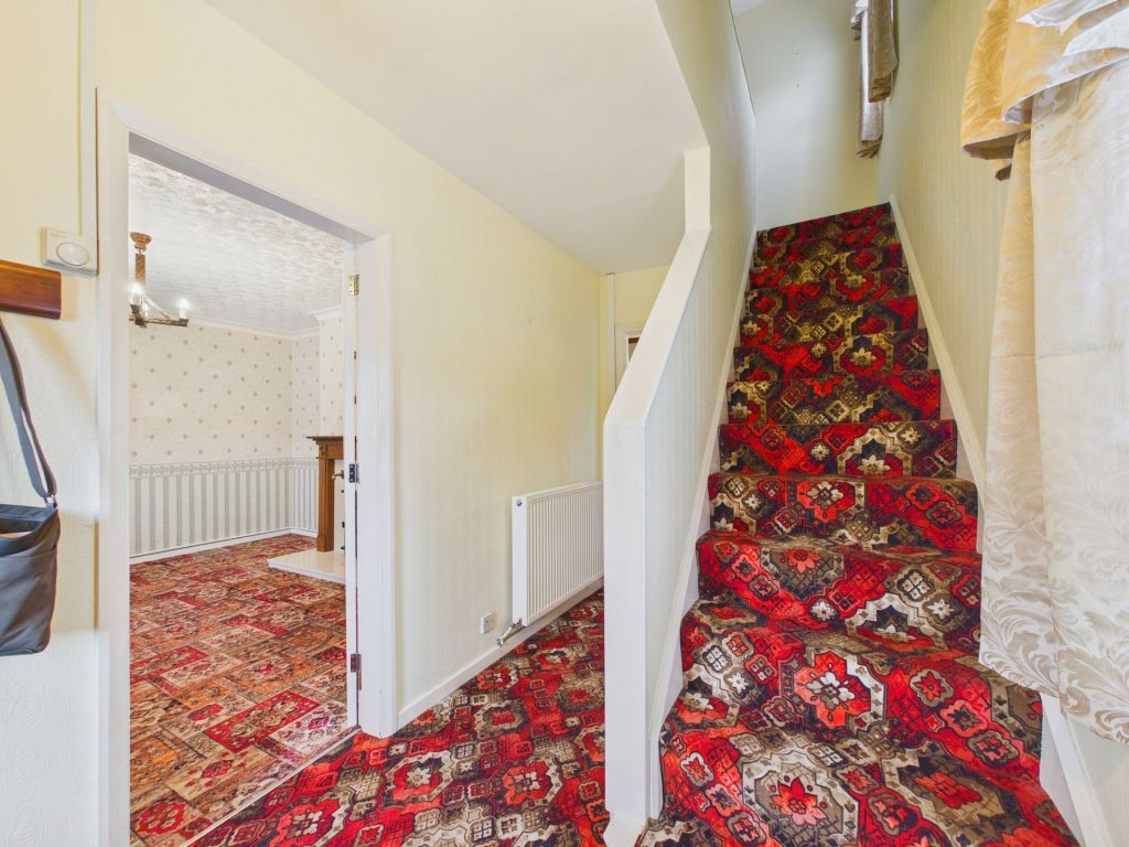 Property photo 3 of 27