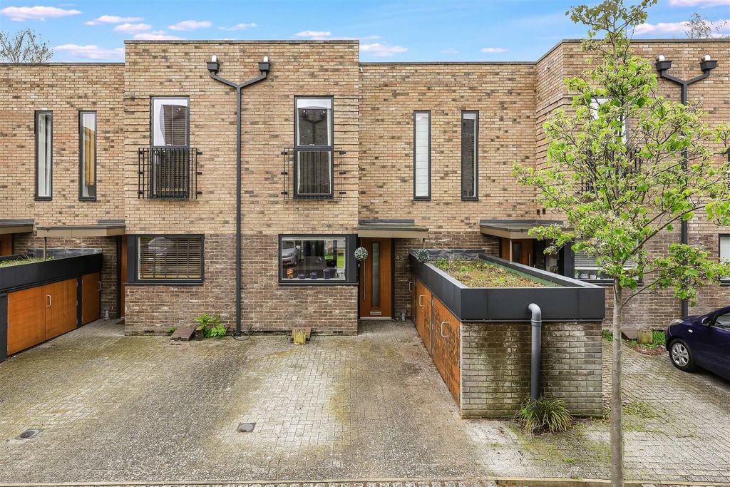 Property photo 1 of 18 Img (10).Jpg