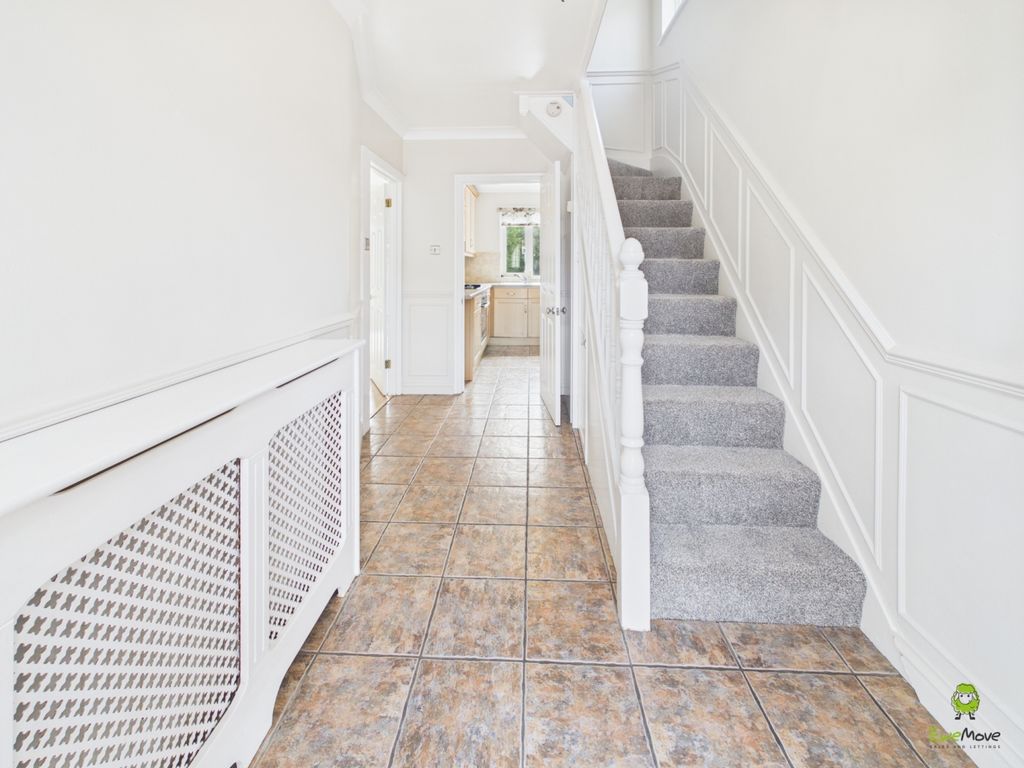 Property photo 2 of 19 Presented By Clinton At Ewemove Bexleyheath And Da