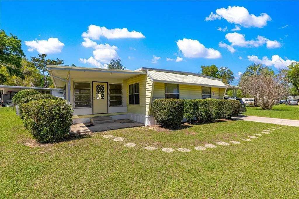 Property photo 1 of 20