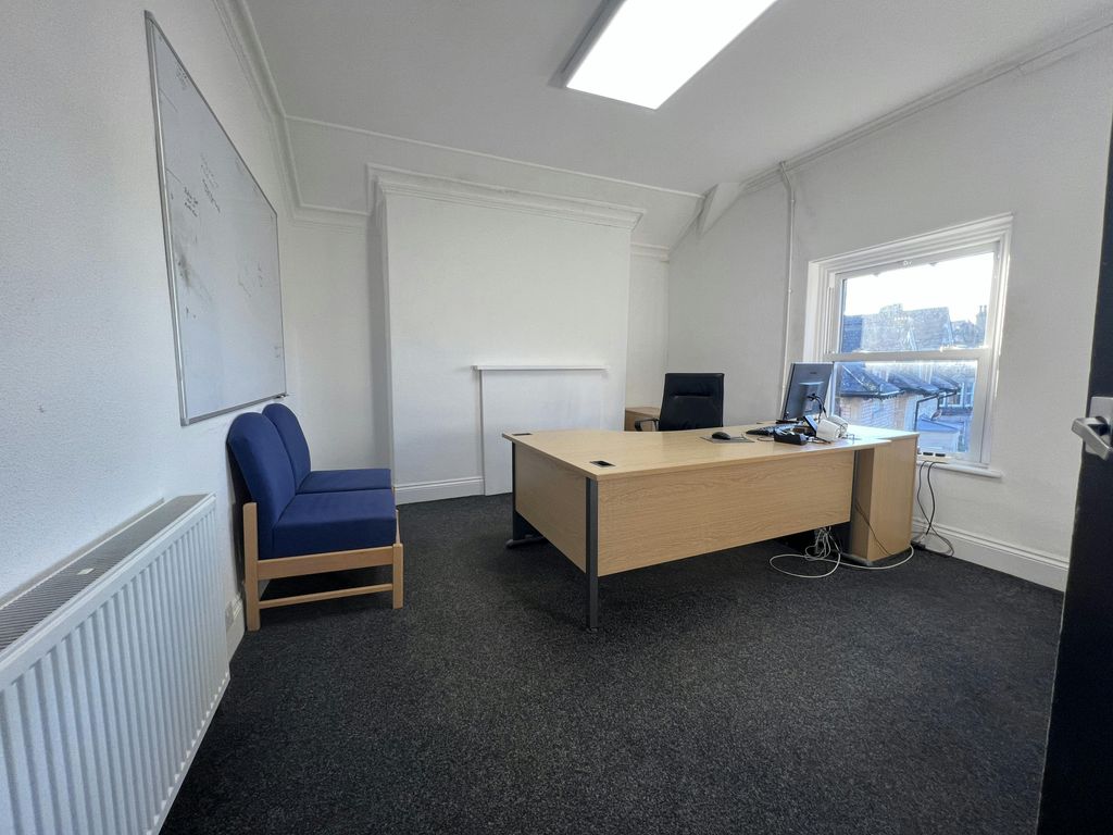 Property photo 3 of 15 2nd Floor Office Suite