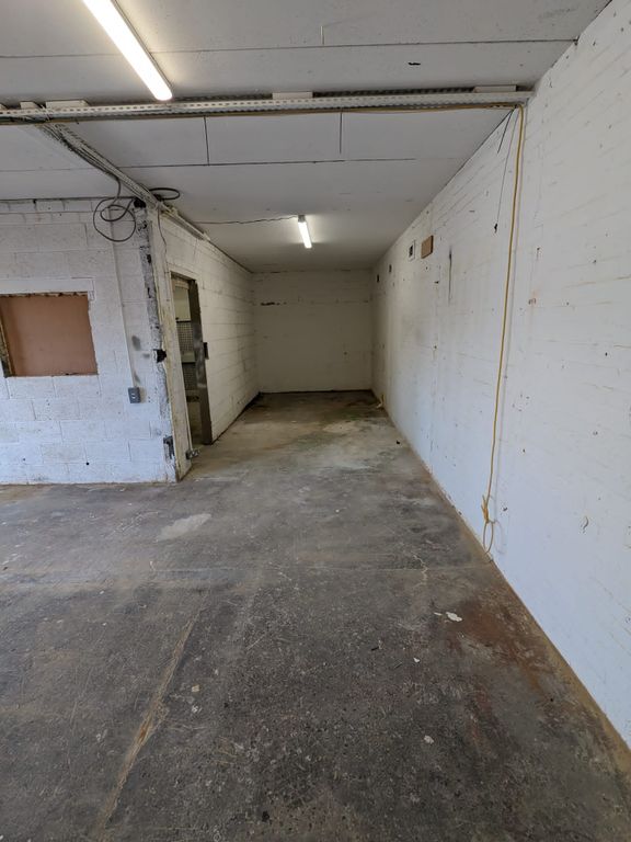 Property photo 3 of 3