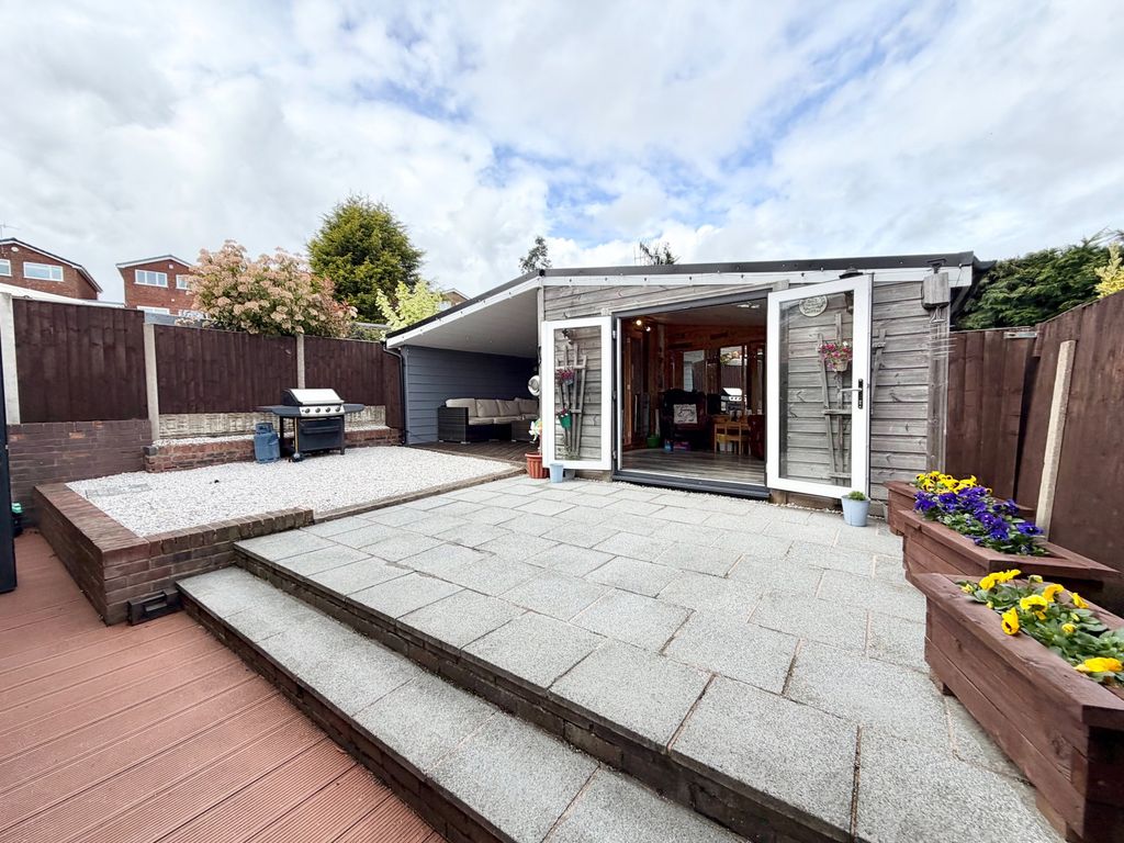 Additional image 22 of 4 bed bungalow for saleNuthatch Drive, Brierley Hill DY5