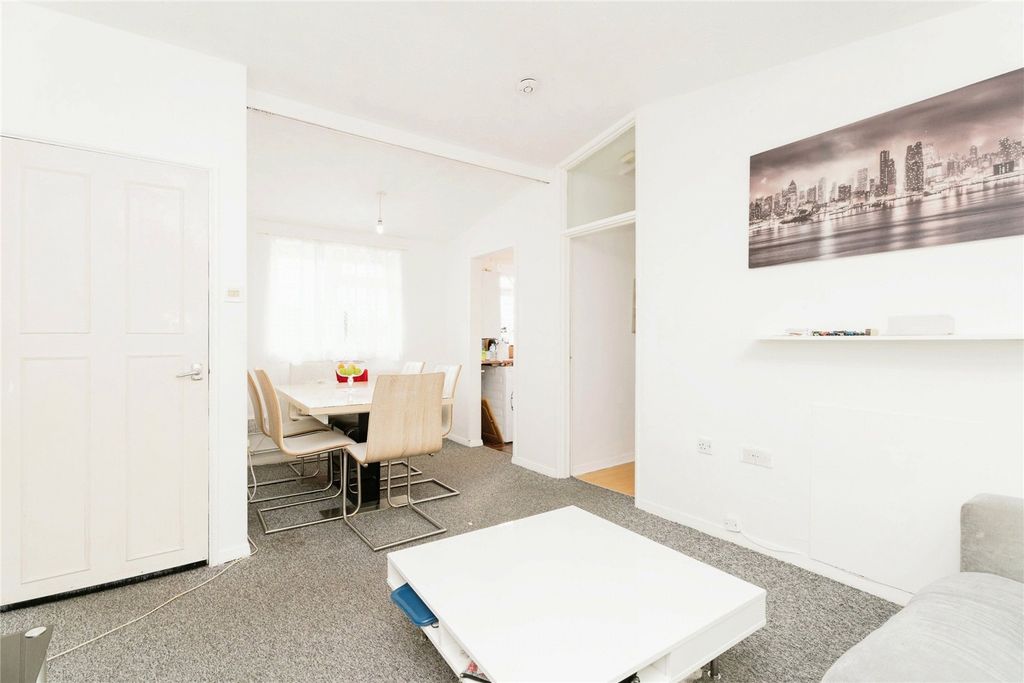 Property photo 2 of 16 Photography