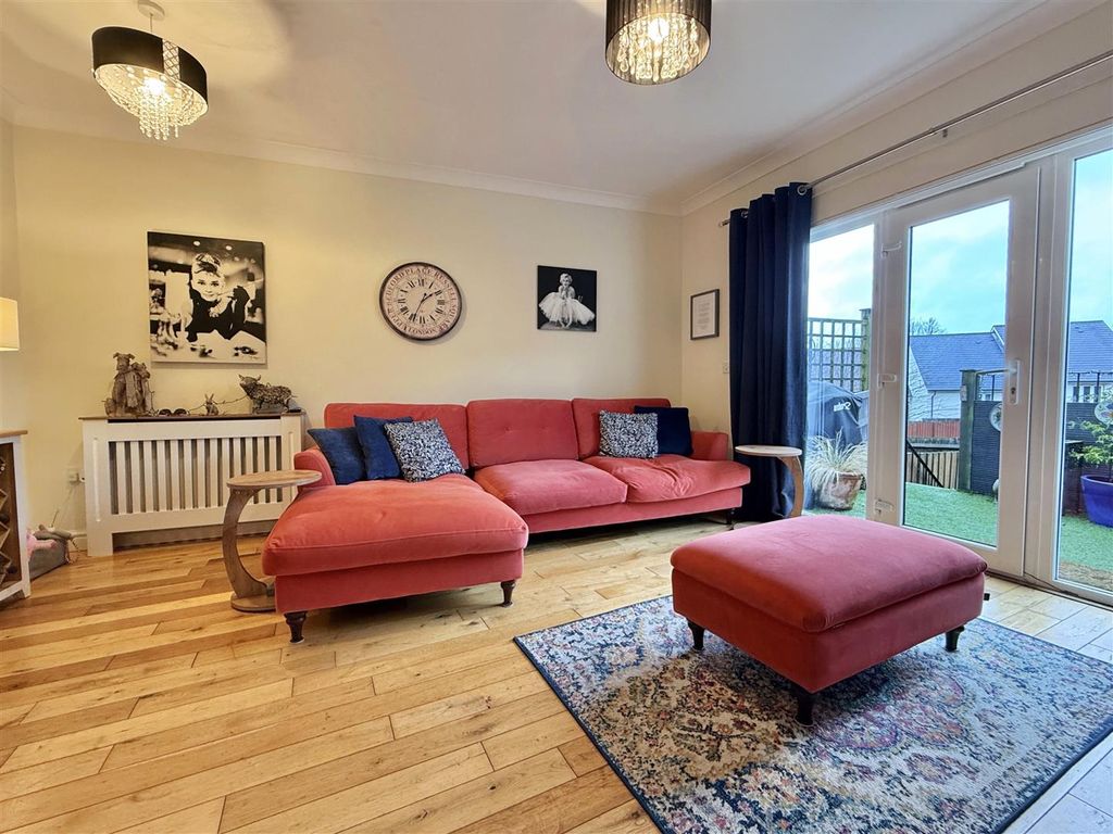 Property photo 2 of 17 Living Room.Jpg