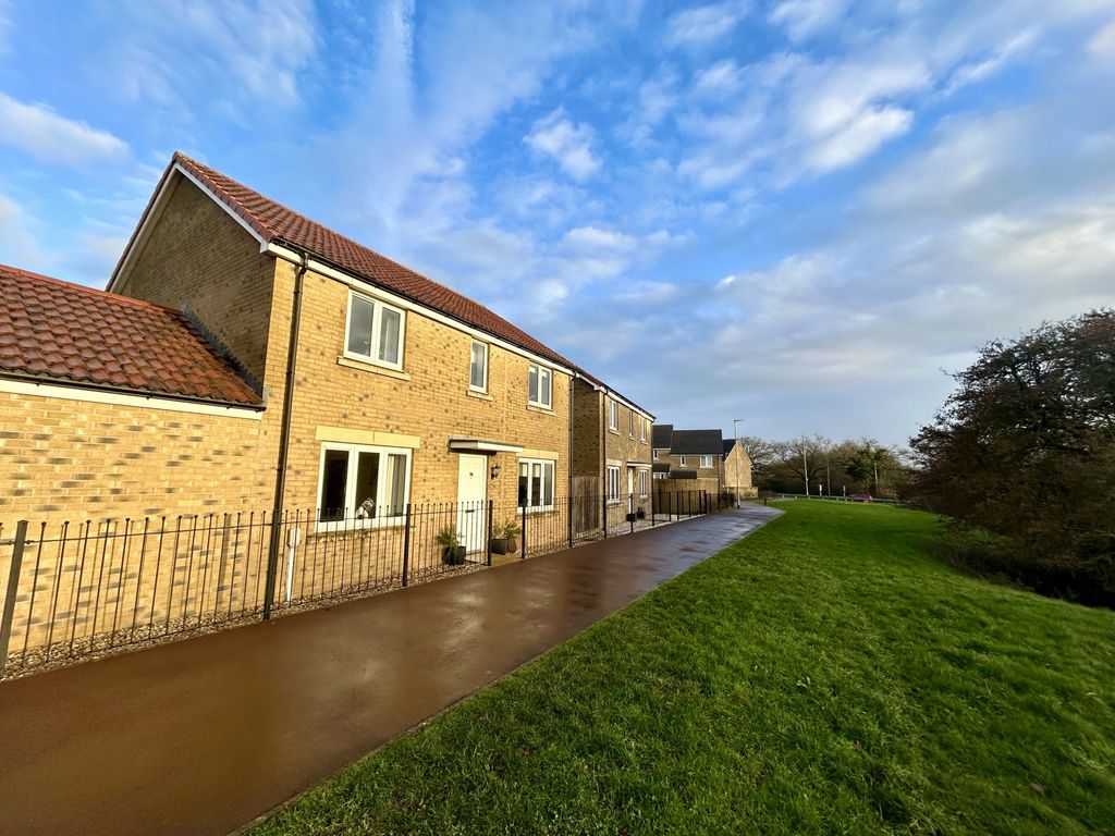 Property photo 1 of 22 Photo 5