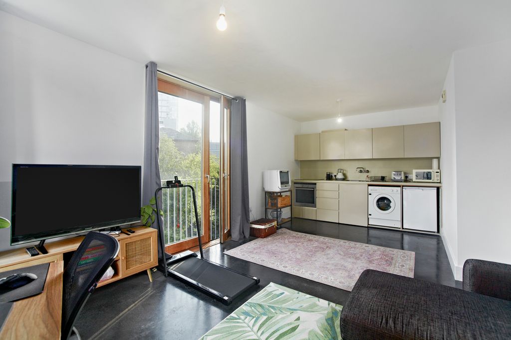 Property photo 1 of 16 Pbox-Img.Jpg