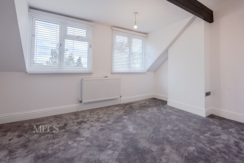 Property photo 2 of 8 1406864