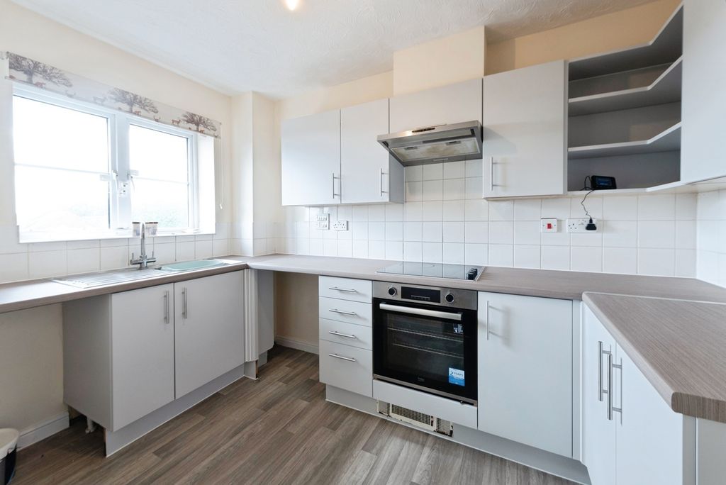 Property photo 2 of 12 Pbox-Img.Jpg