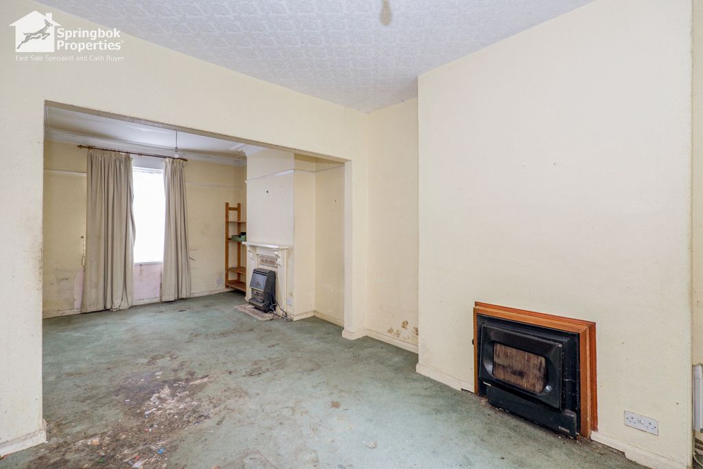 Property photo 3 of 17 Image 2