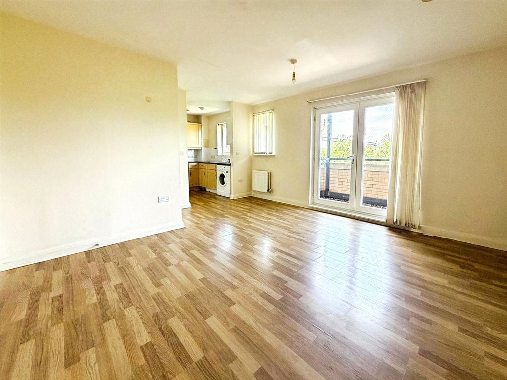 Property photo 2 of 16 Living Room