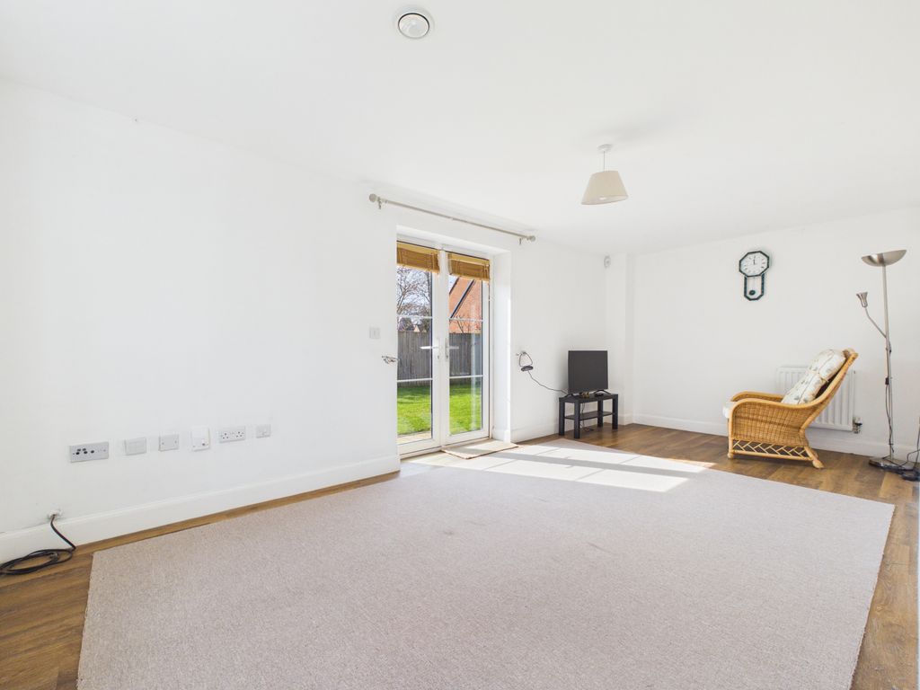 Property photo 3 of 12 Media