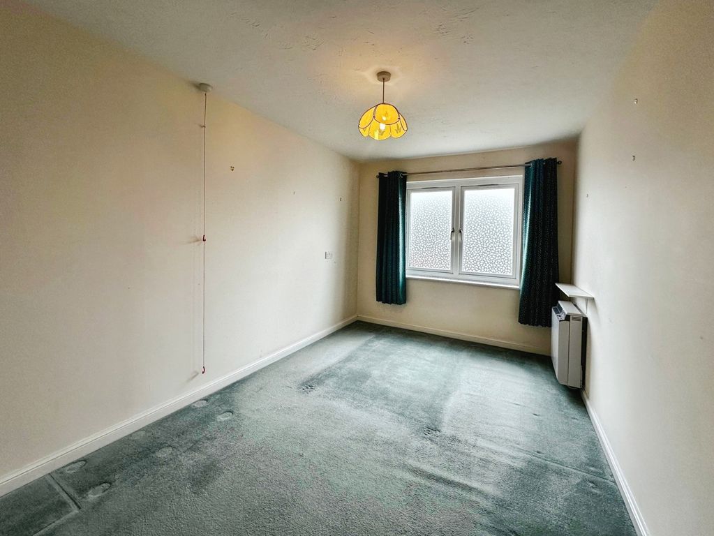 Property photo 3 of 7 Pbox-Img.Jpg