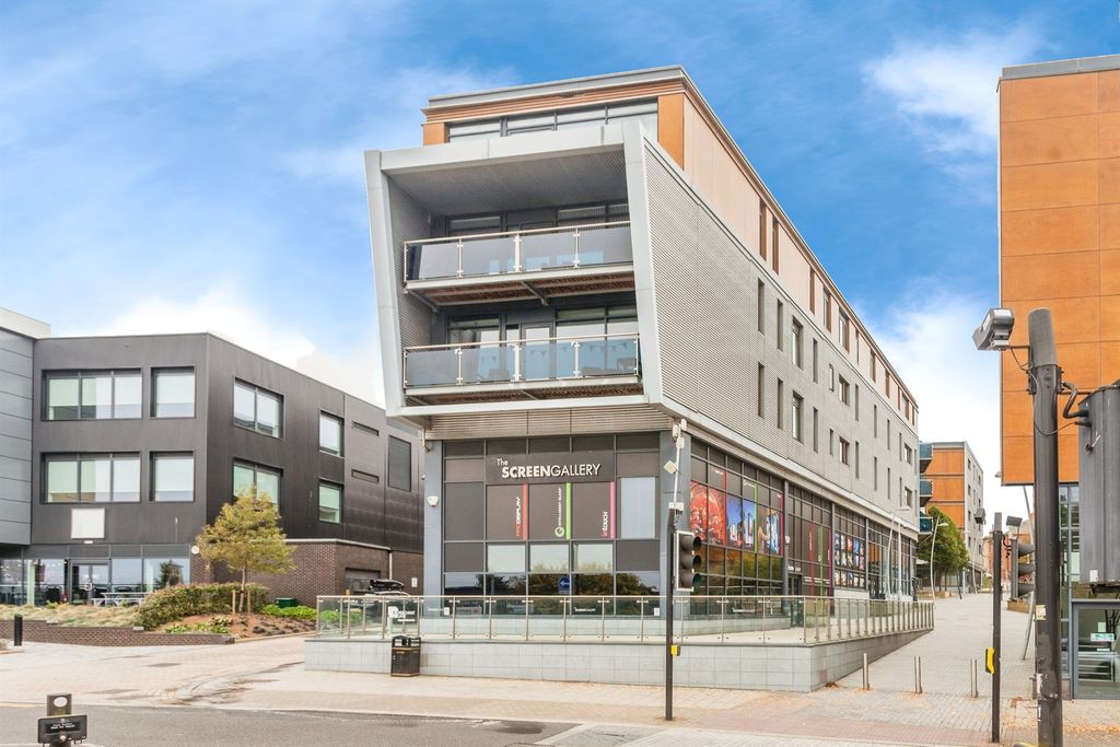 Property photo 1 of 10