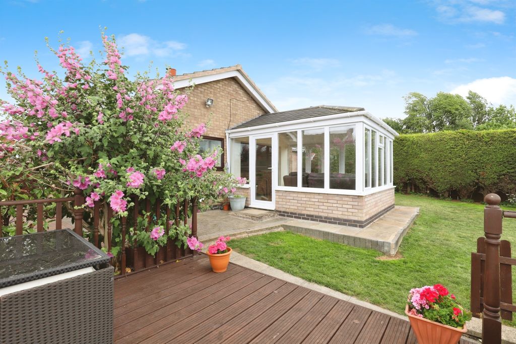 Property photo 2 of 20