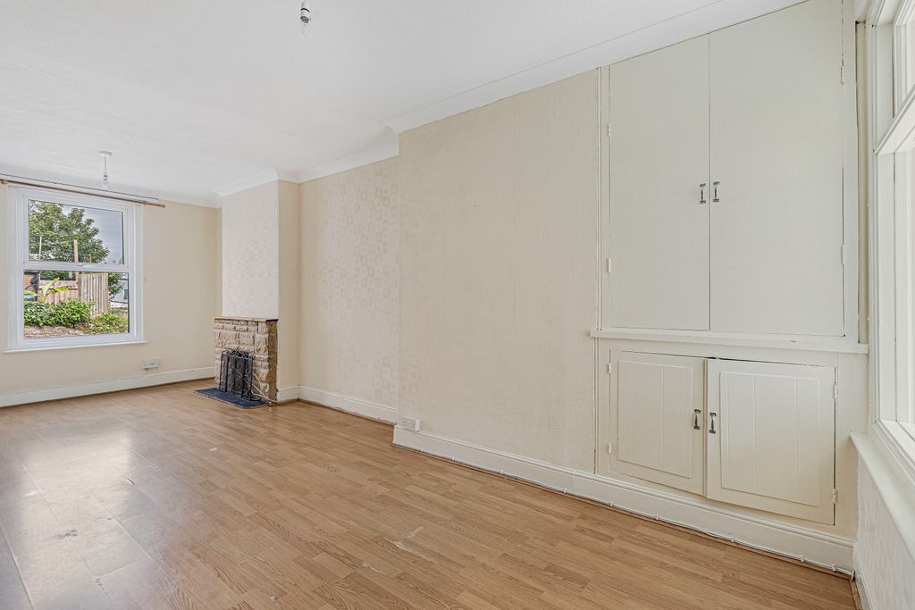 Property photo 3 of 18 5_84315