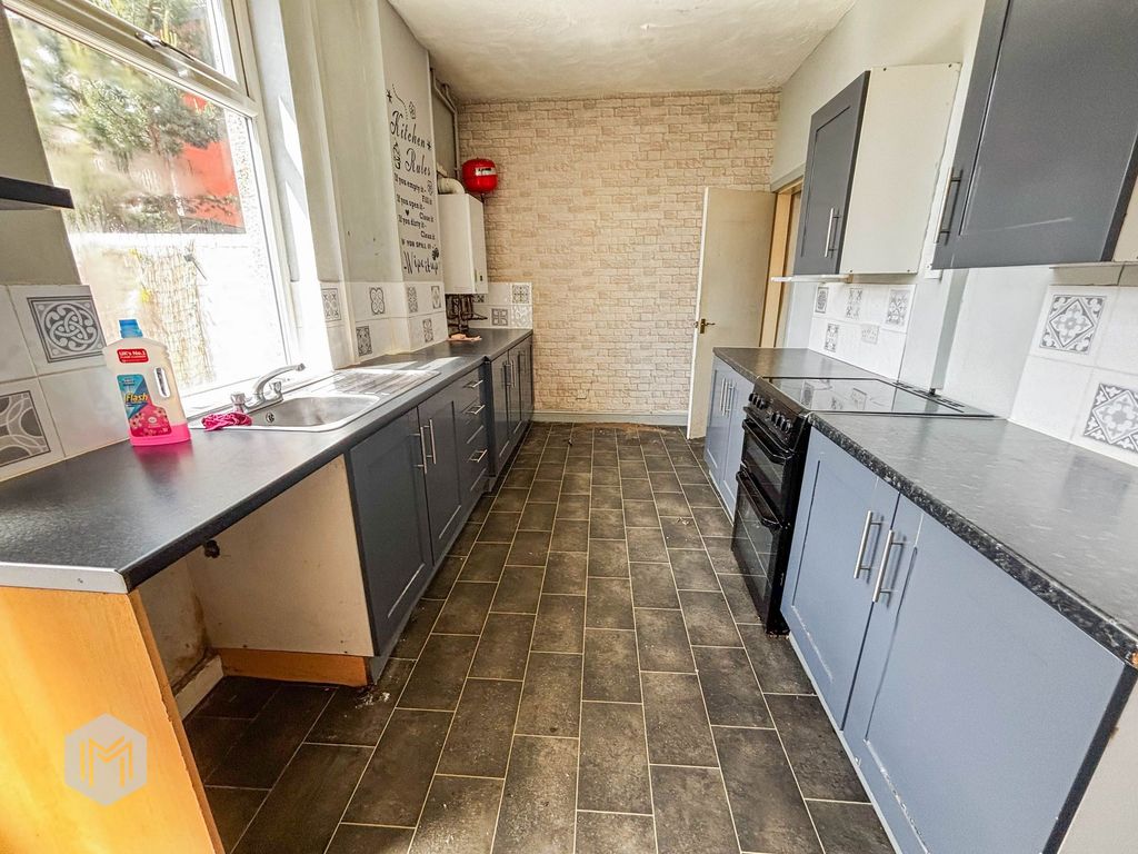 Property photo 3 of 9