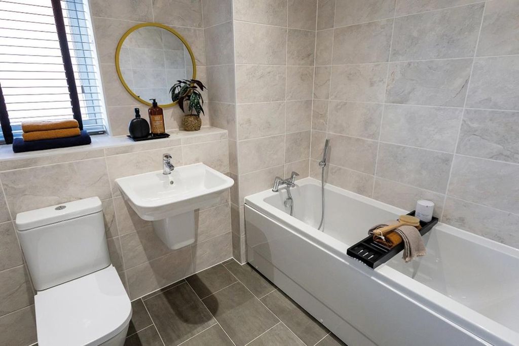 Property photo 3 of 7